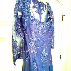 La Femme Dark Blue MOB/MOG Dress w Sweep Train SZ 18 (fits 16/18)
